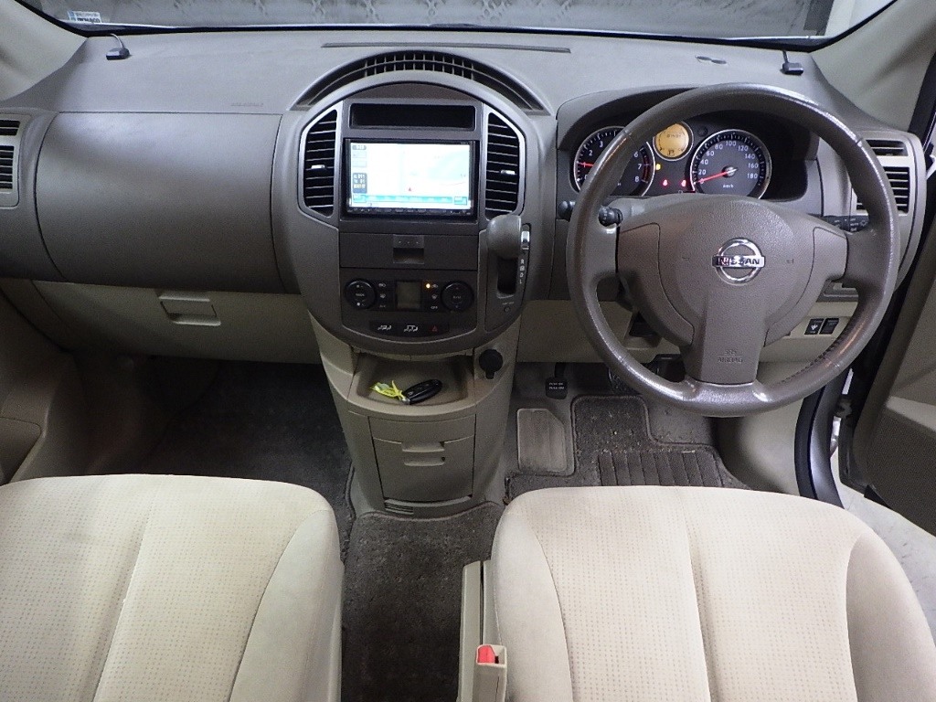 NISSAN LAFESTA