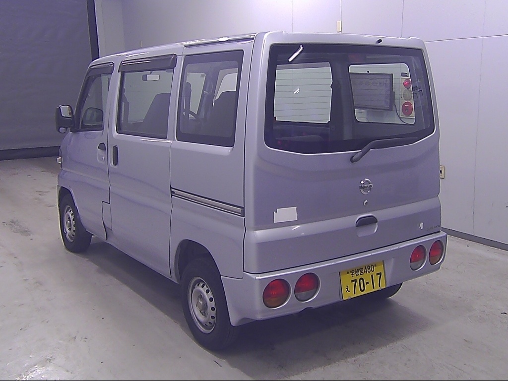 NISSAN CLIPPER