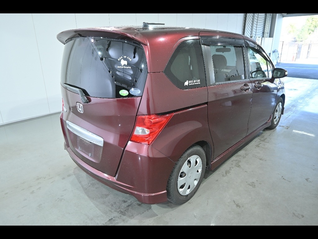 HONDA FREED