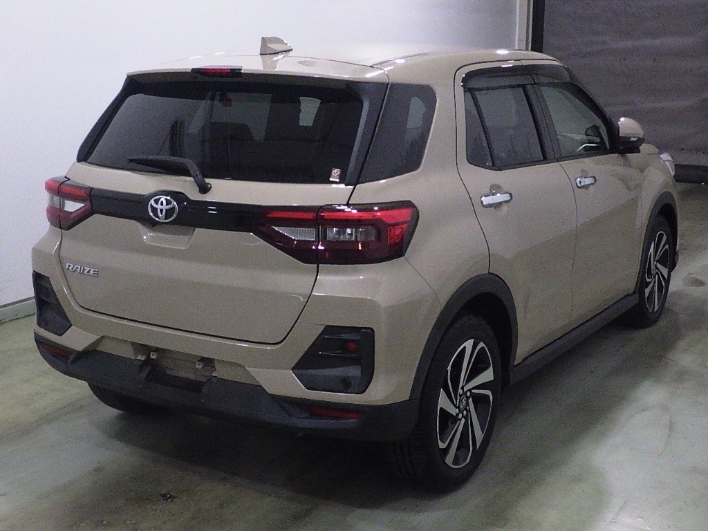TOYOTA RAIZE