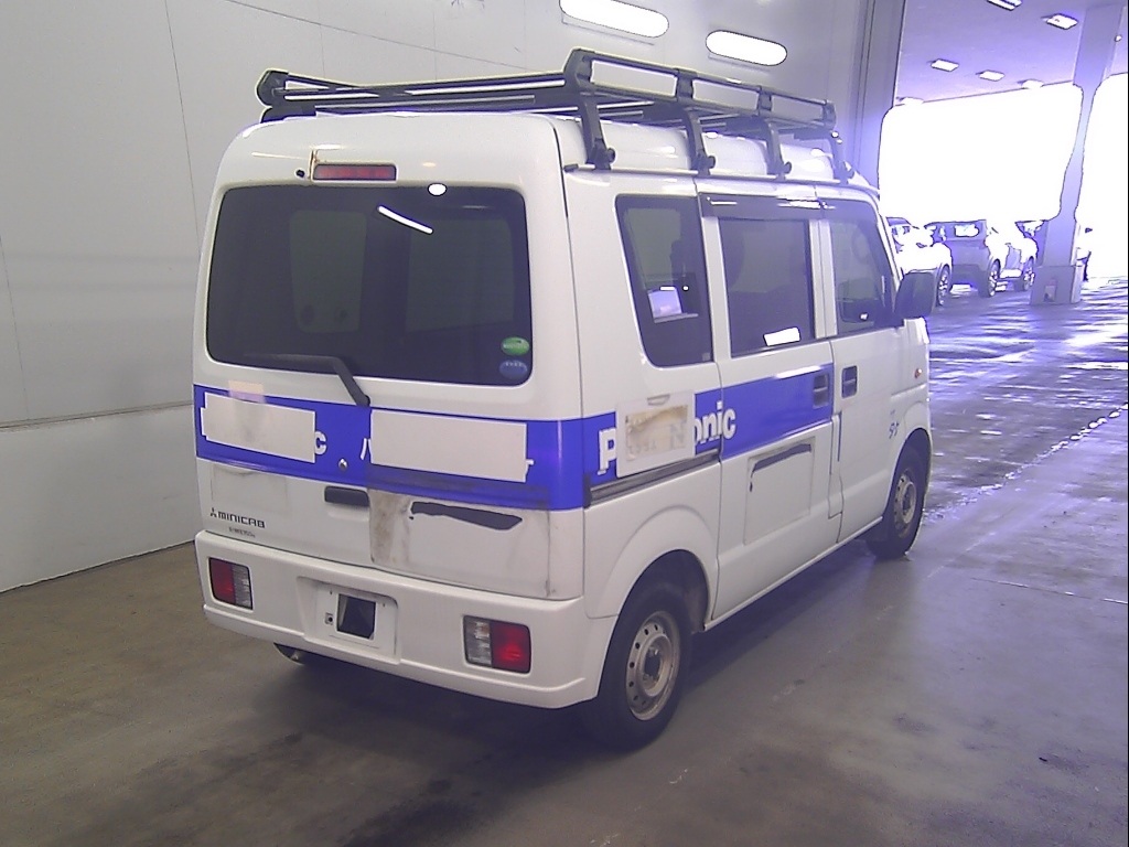 MITSUBISHI MINICAB