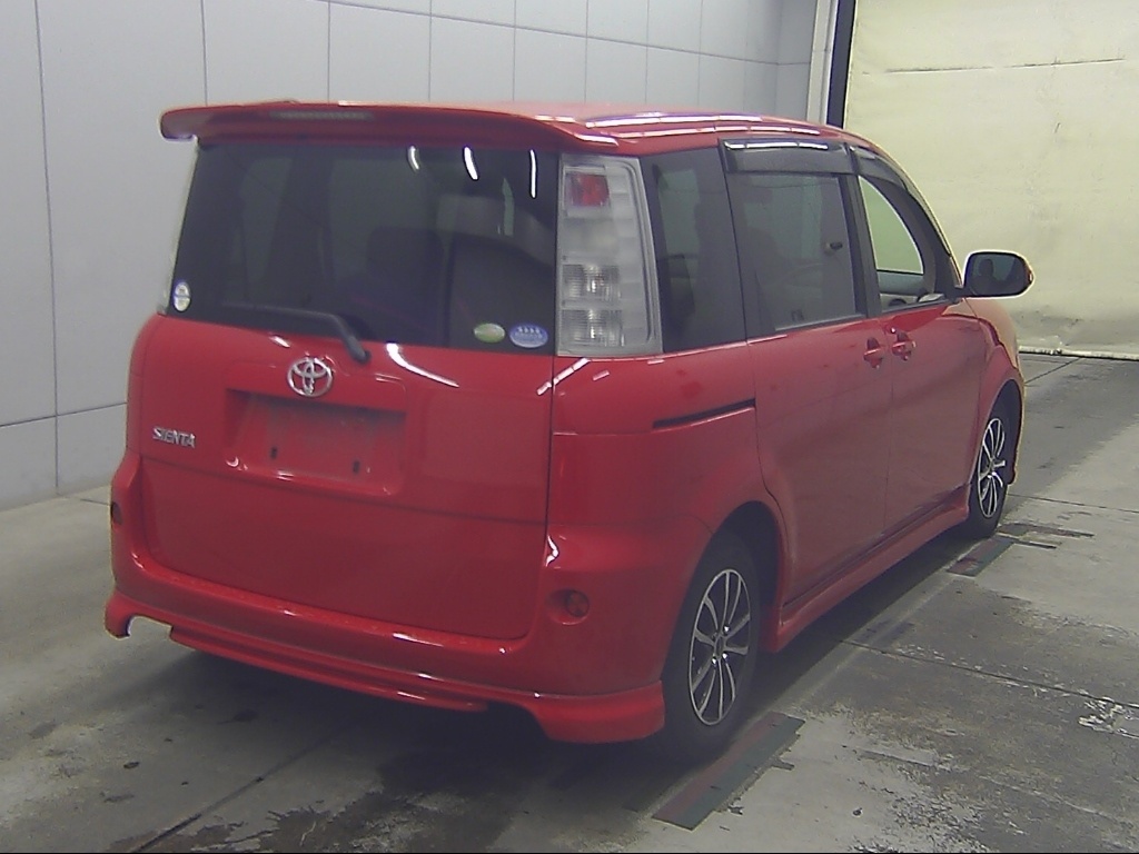 TOYOTA SIENTA