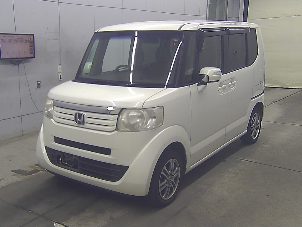 HONDA N-BOX