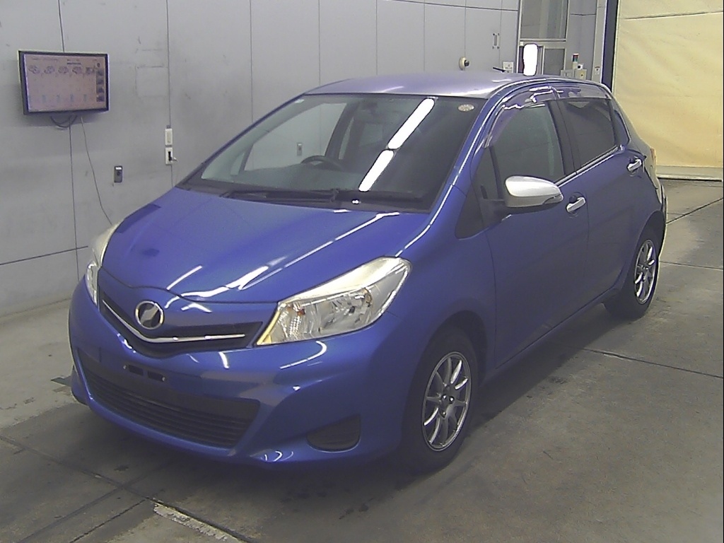 TOYOTA VITZ