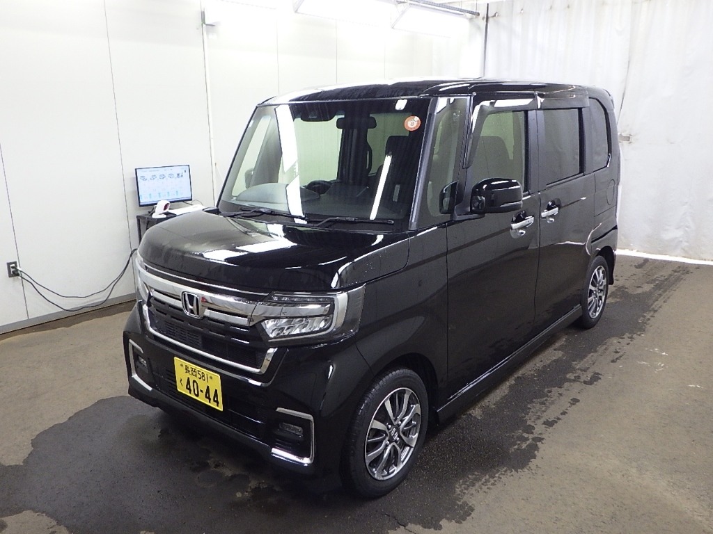 HONDA N-BOX