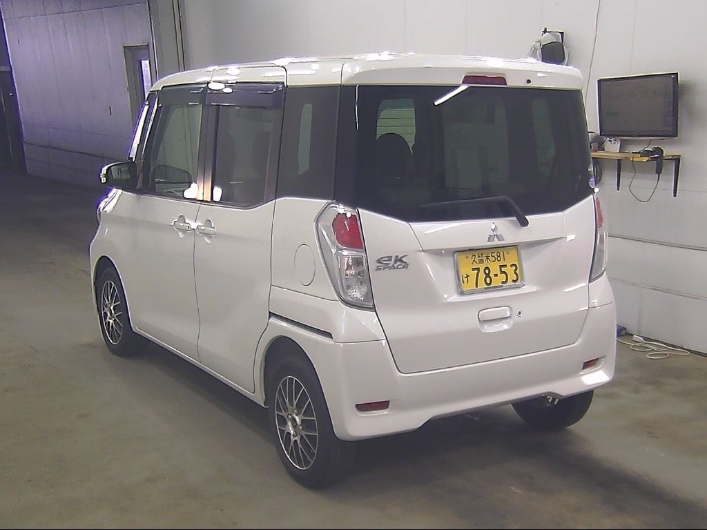 MITSUBISHI EK SPACE
