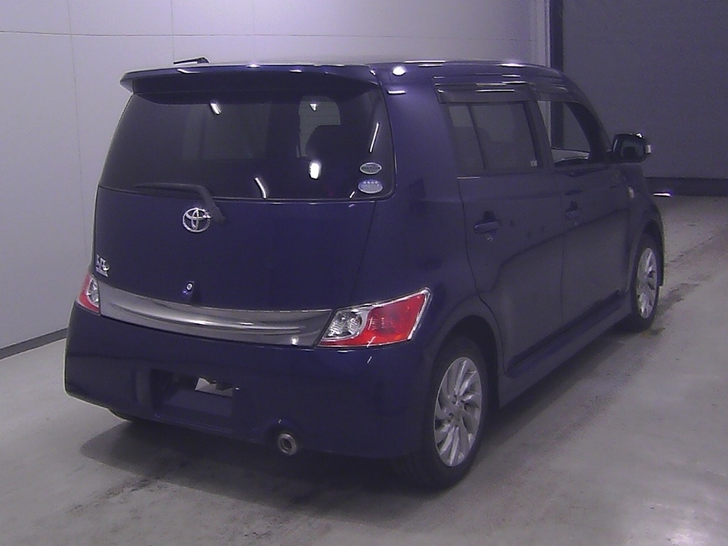 TOYOTA BB