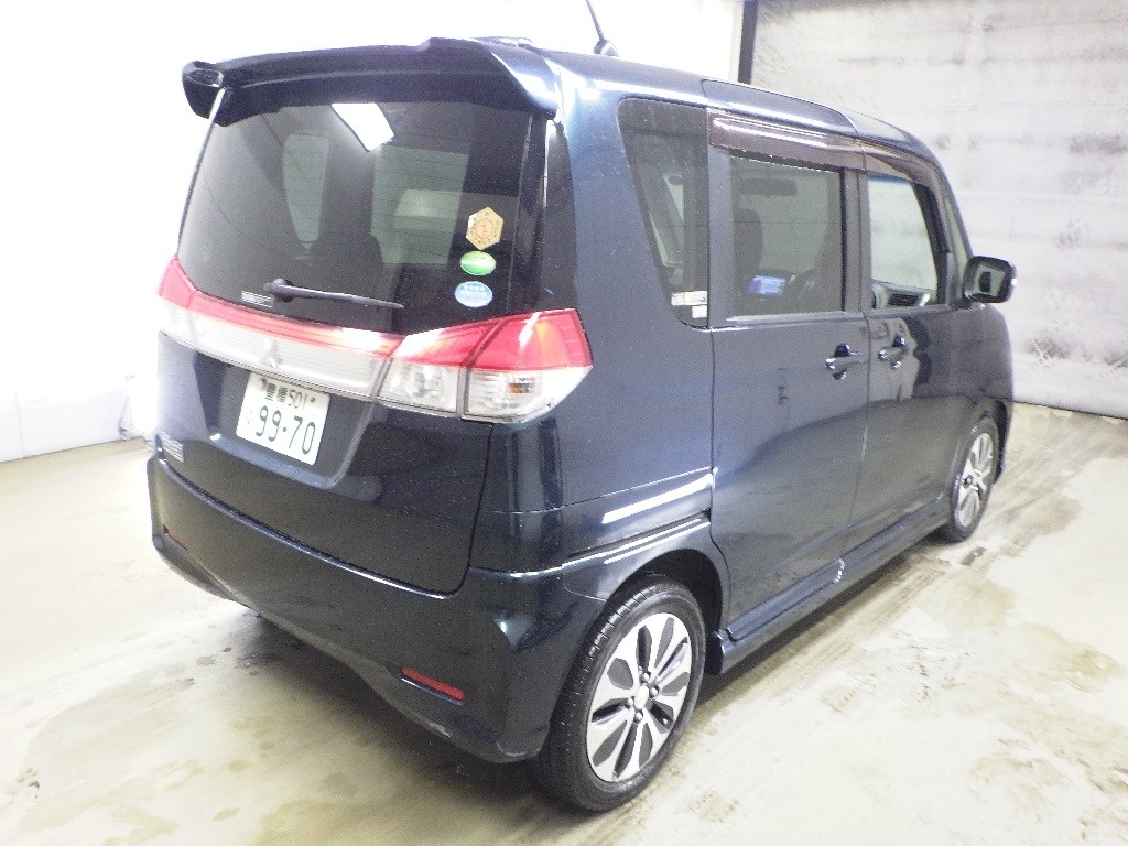 MITSUBISHI DELICA D:2