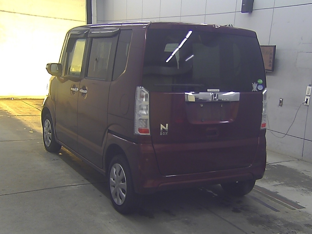 HONDA N-BOX