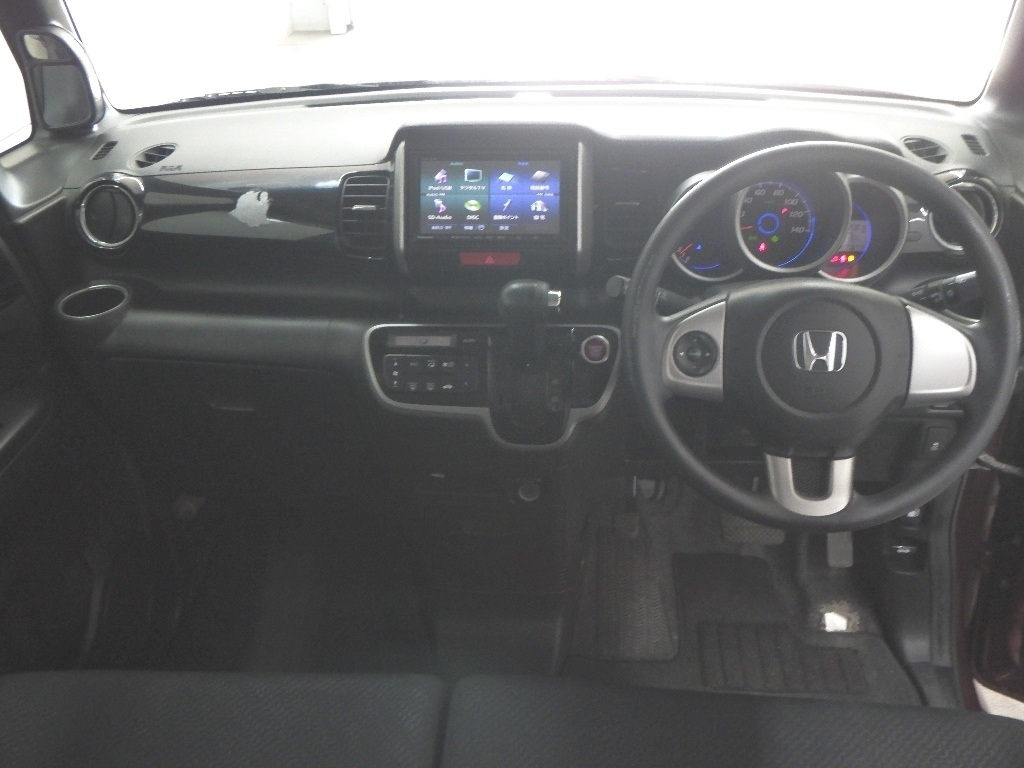 HONDA N-BOX