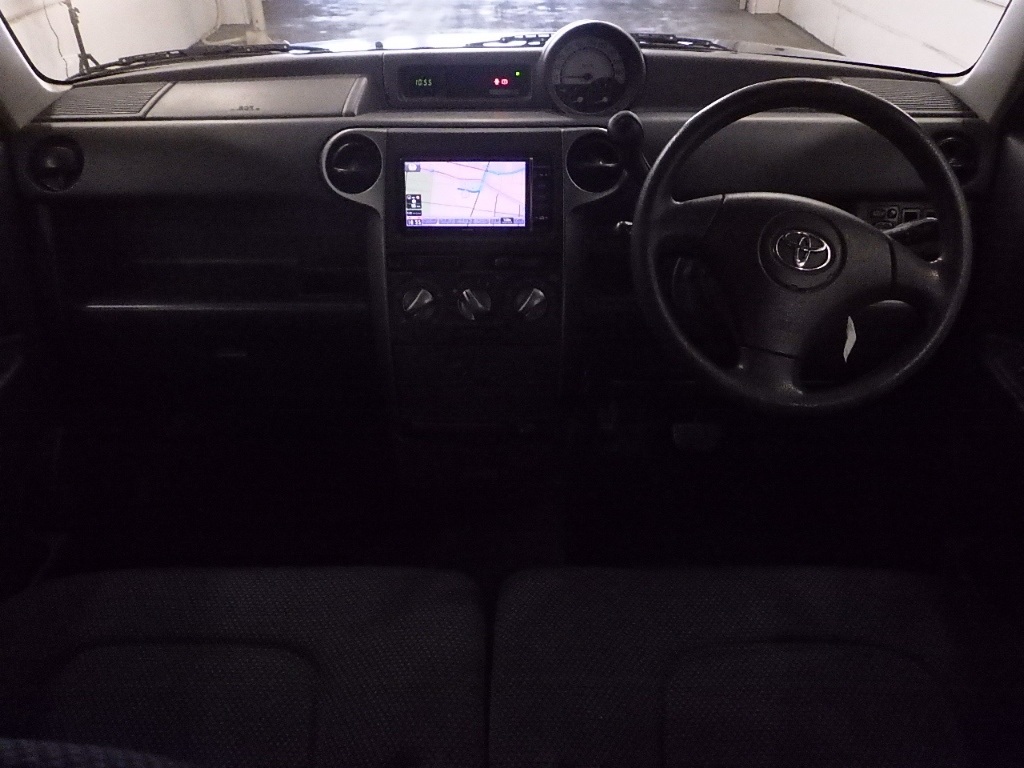 TOYOTA BB