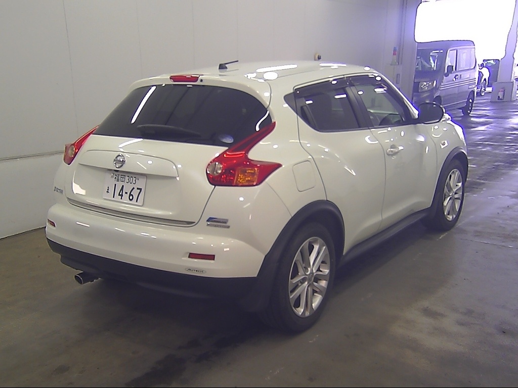 NISSAN JUKE