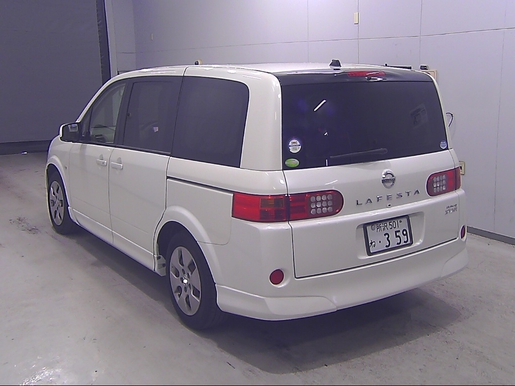 NISSAN LAFESTA