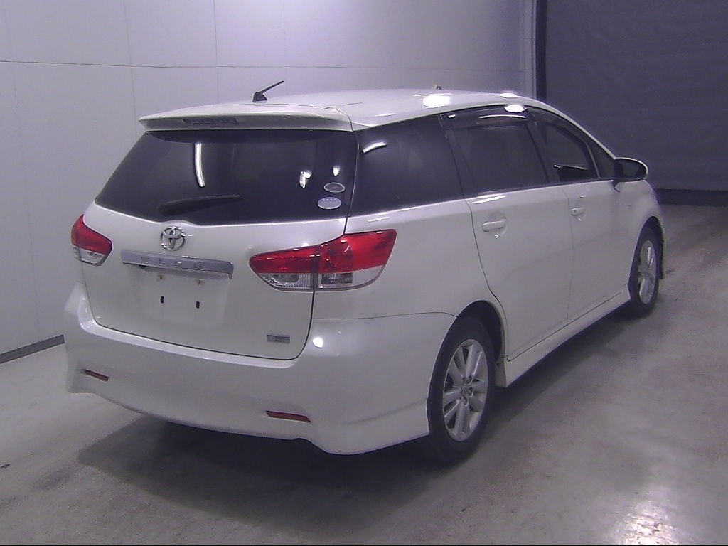TOYOTA WISH
