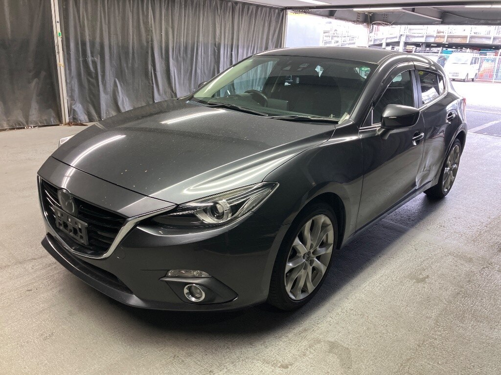 MAZDA AXELA