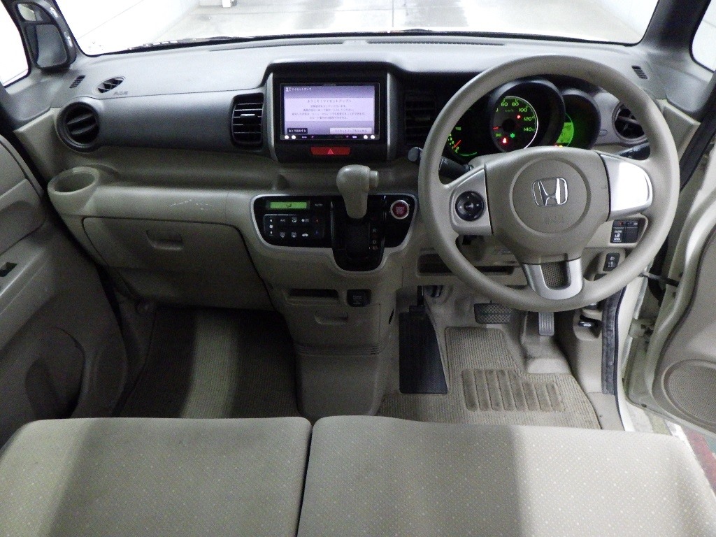 HONDA N-BOX