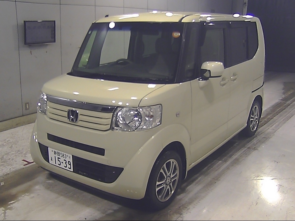 HONDA N-BOX