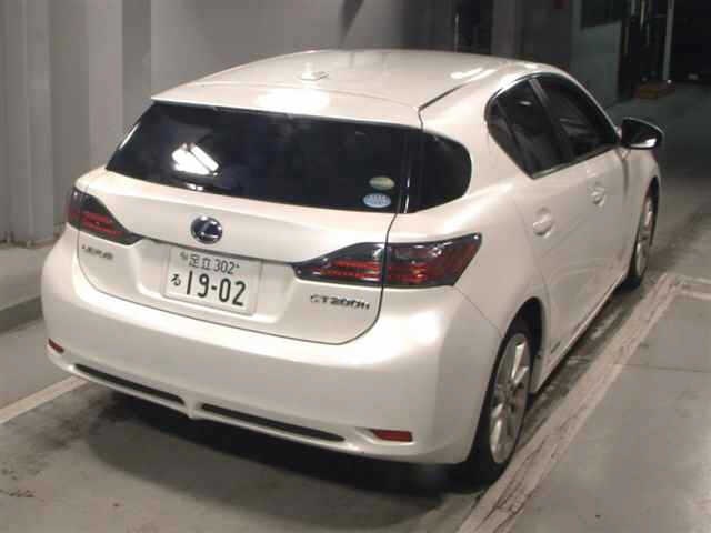 LEXUS CT200H