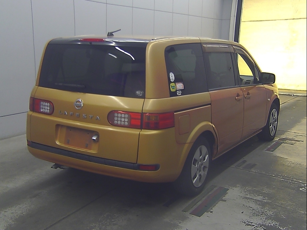 NISSAN LAFESTA
