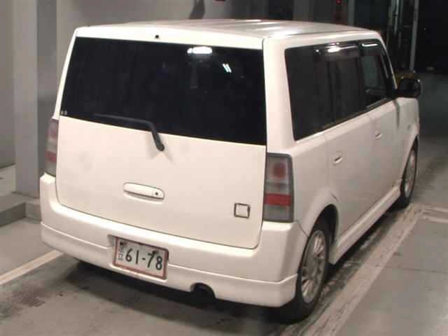 TOYOTA BB
