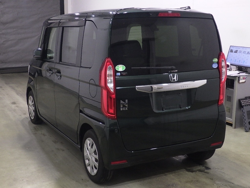 HONDA N-BOX