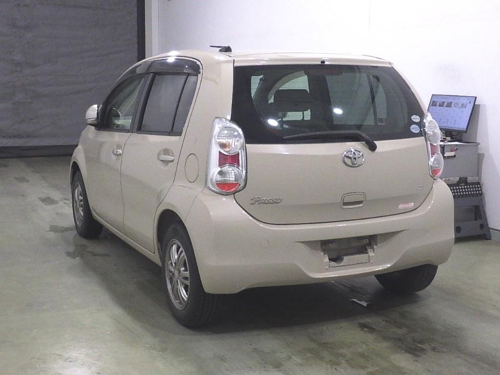 TOYOTA PASSO