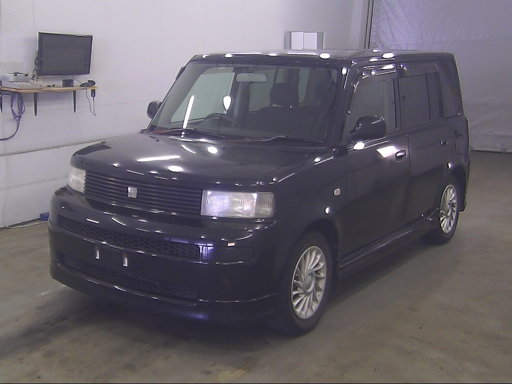 TOYOTA BB