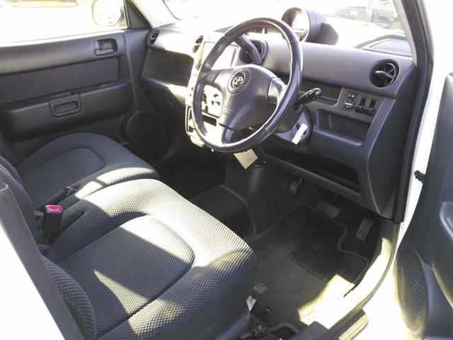 TOYOTA BB