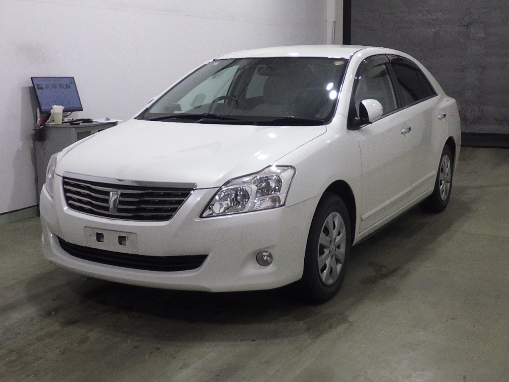 TOYOTA PREMIO