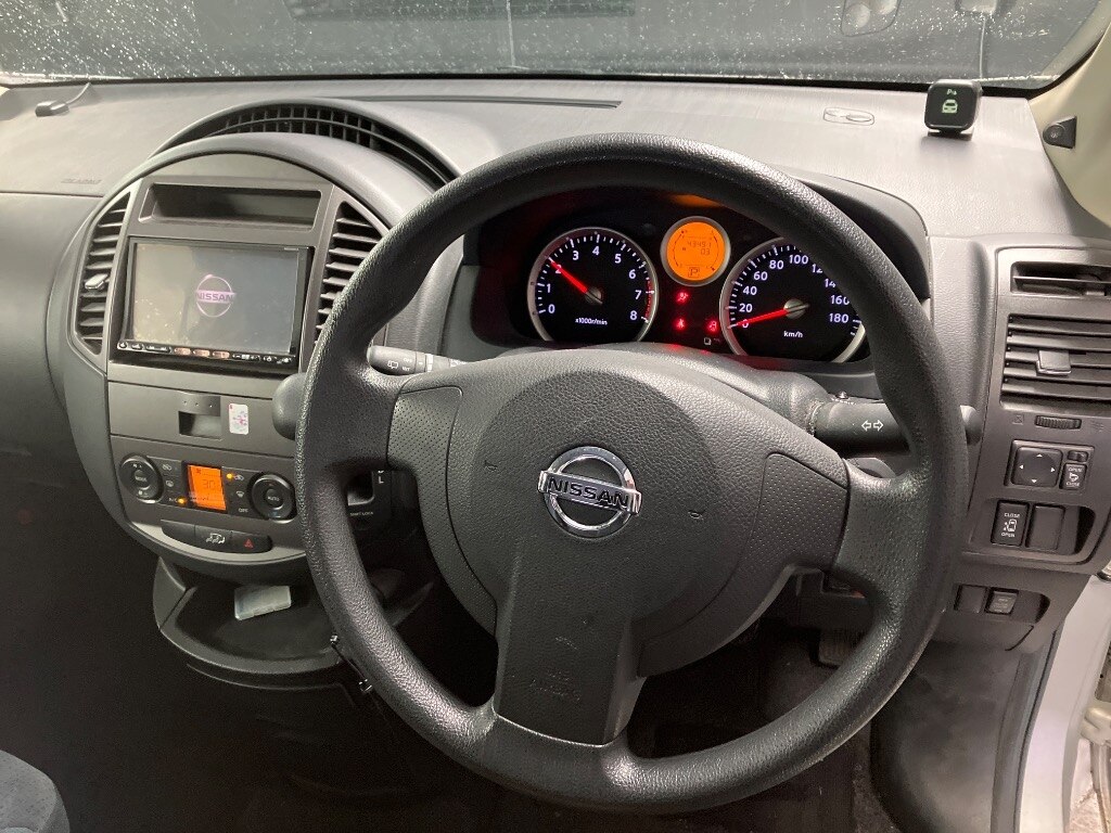 NISSAN LAFESTA
