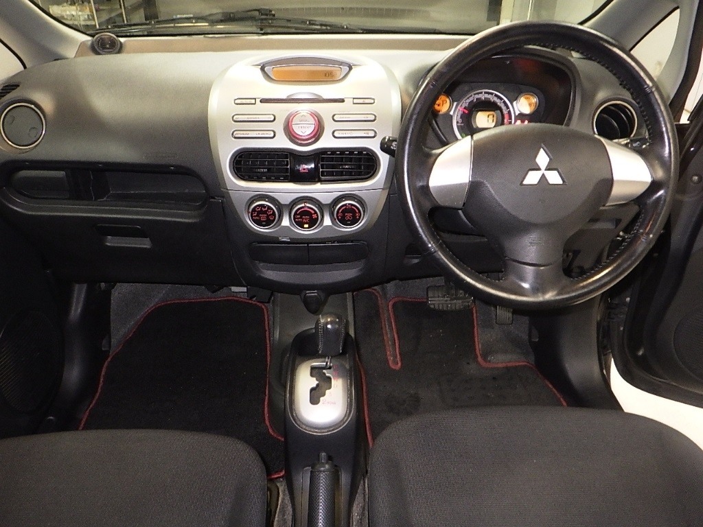 MITSUBISHI I