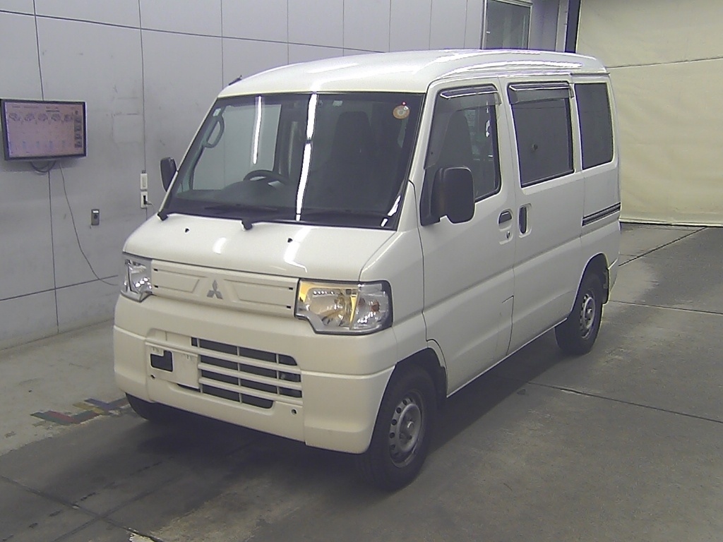 MITSUBISHI MINICAB