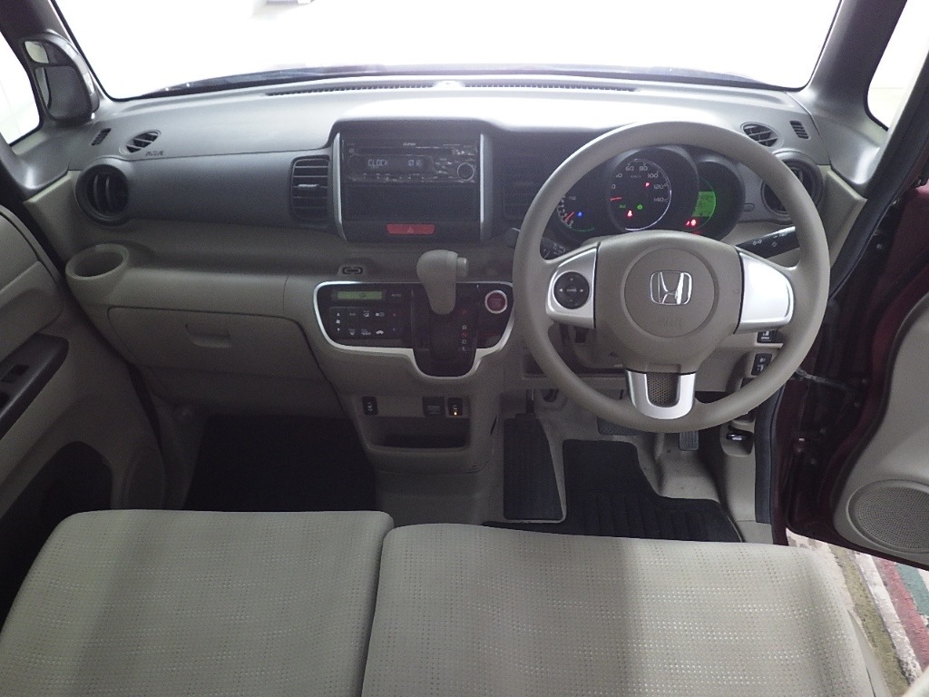 HONDA N-BOX