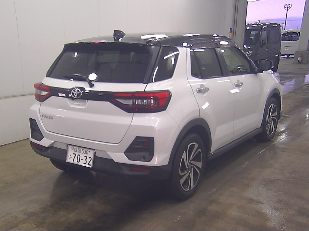 TOYOTA RAIZE