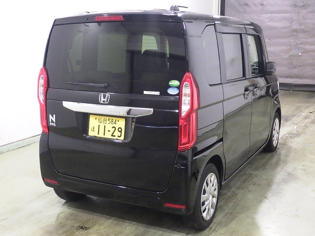HONDA N-BOX