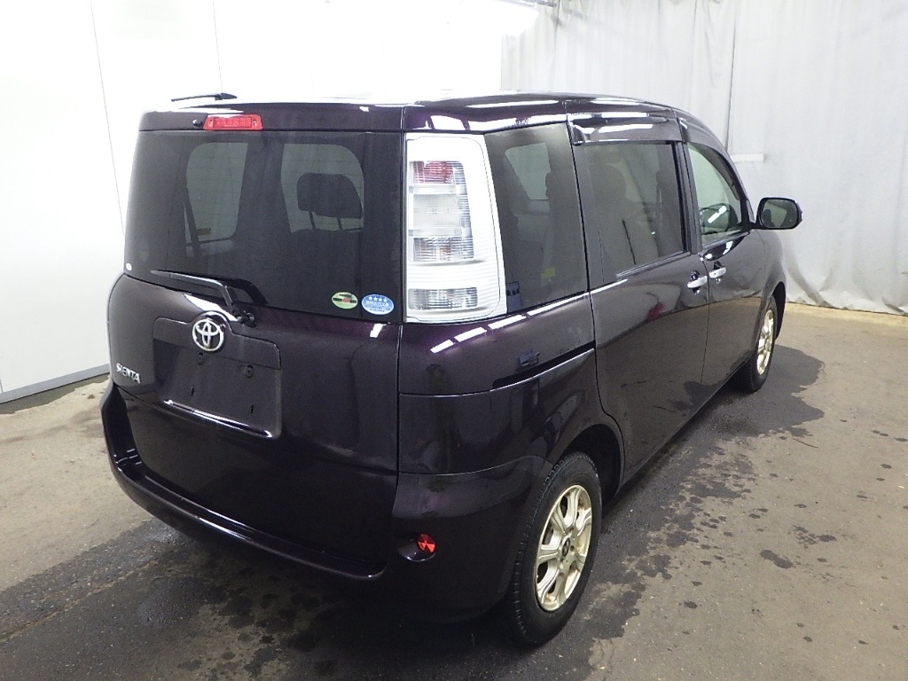 TOYOTA SIENTA