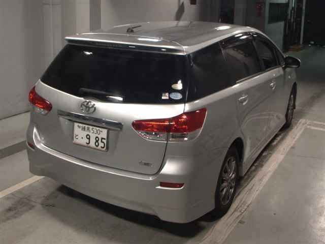 TOYOTA WISH