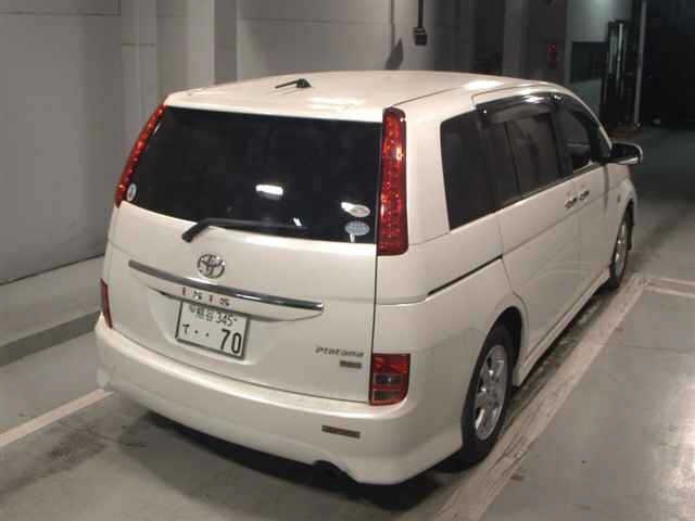TOYOTA ISIS