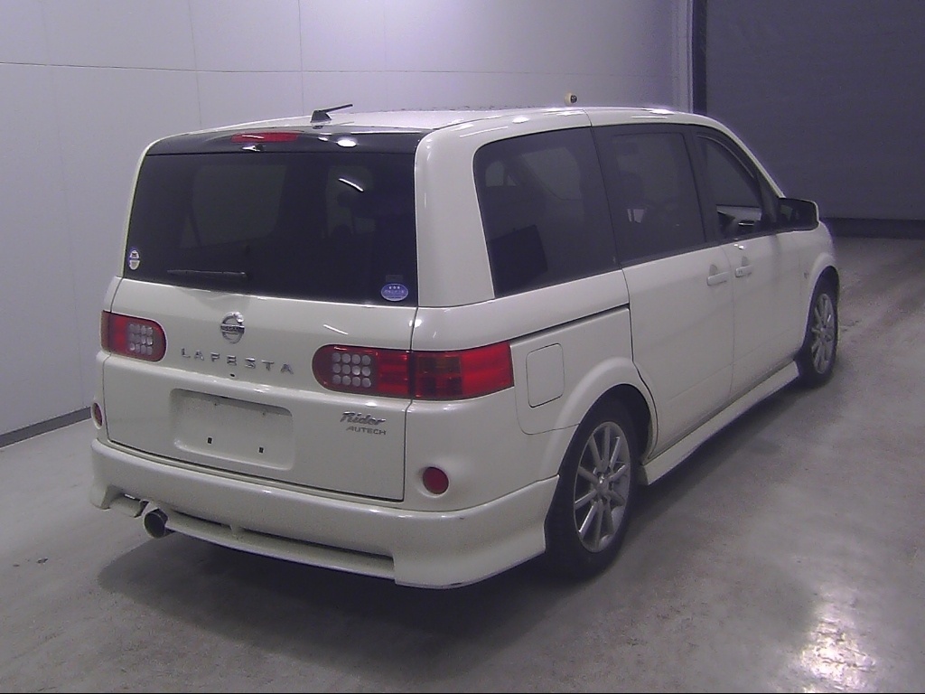NISSAN LAFESTA