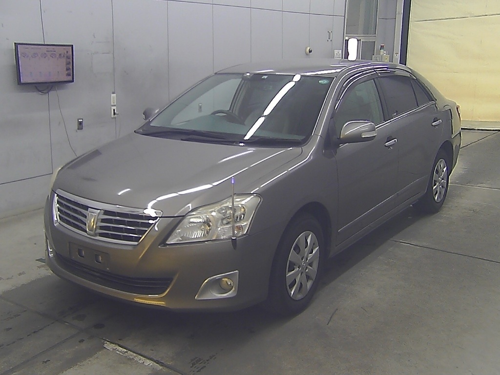 TOYOTA PREMIO
