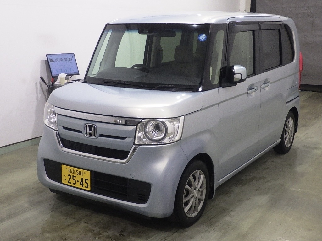 HONDA N-BOX
