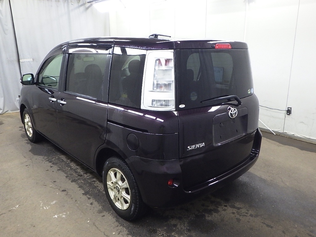 TOYOTA SIENTA