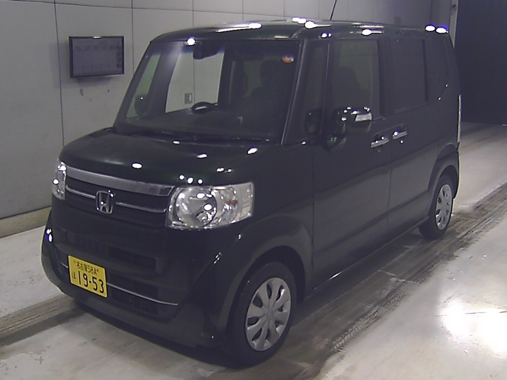 HONDA N-BOX