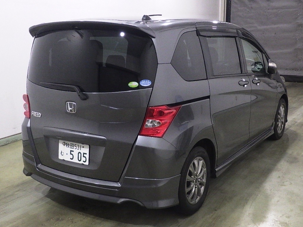 HONDA FREED