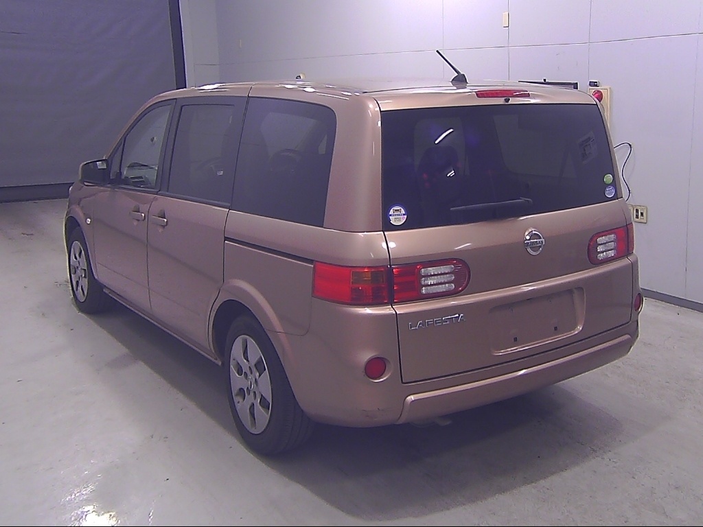 NISSAN LAFESTA