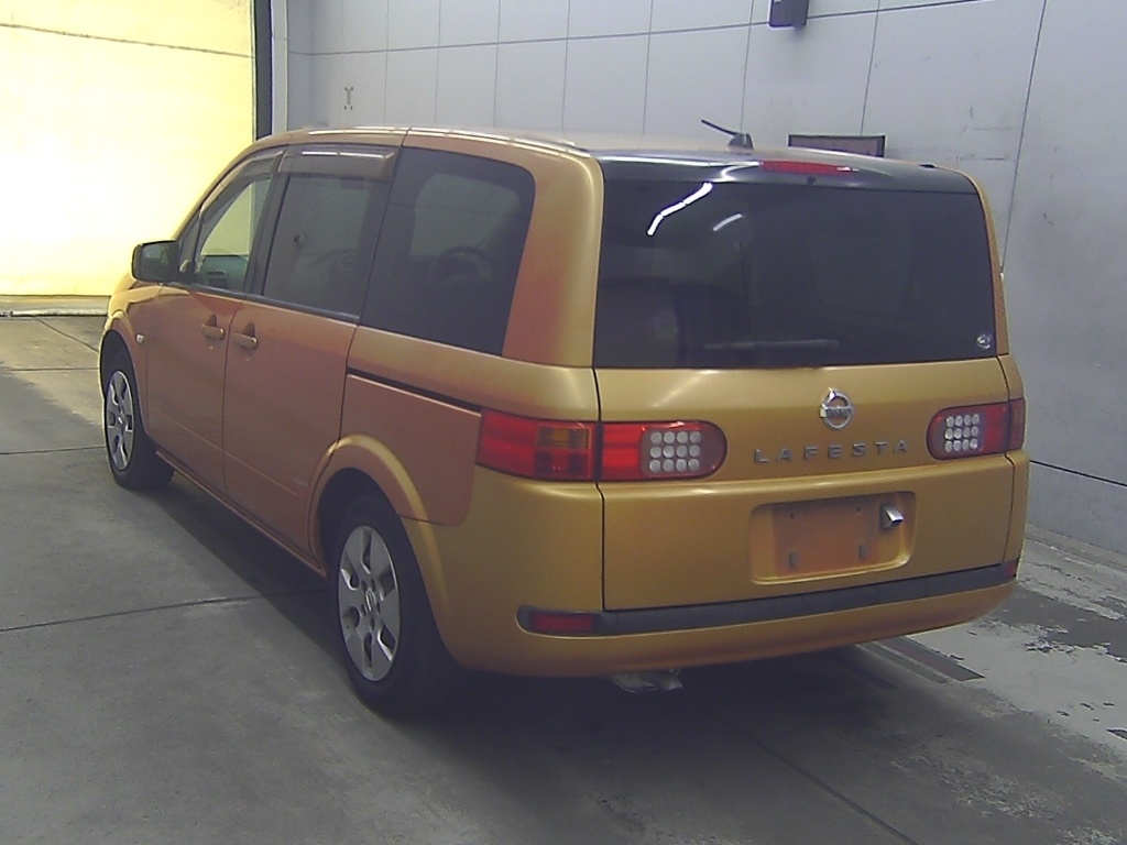 NISSAN LAFESTA