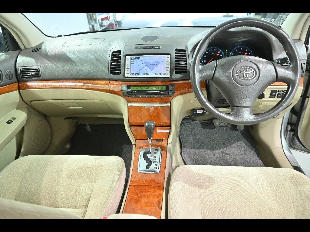 TOYOTA PREMIO