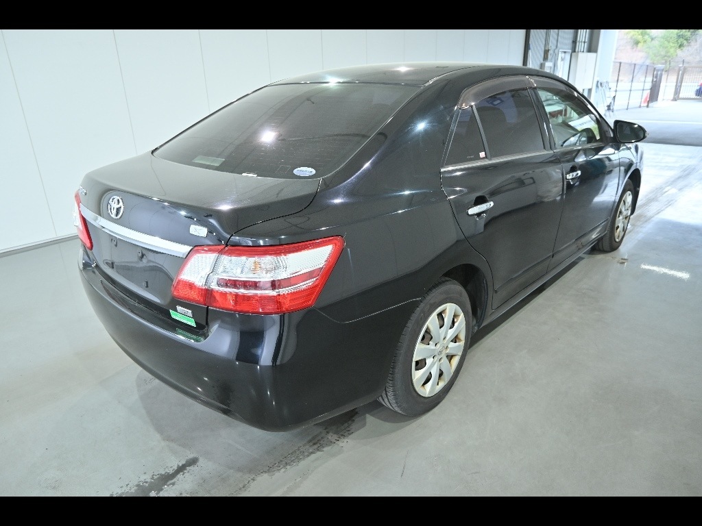 TOYOTA PREMIO