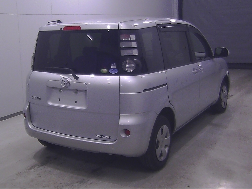 TOYOTA SIENTA