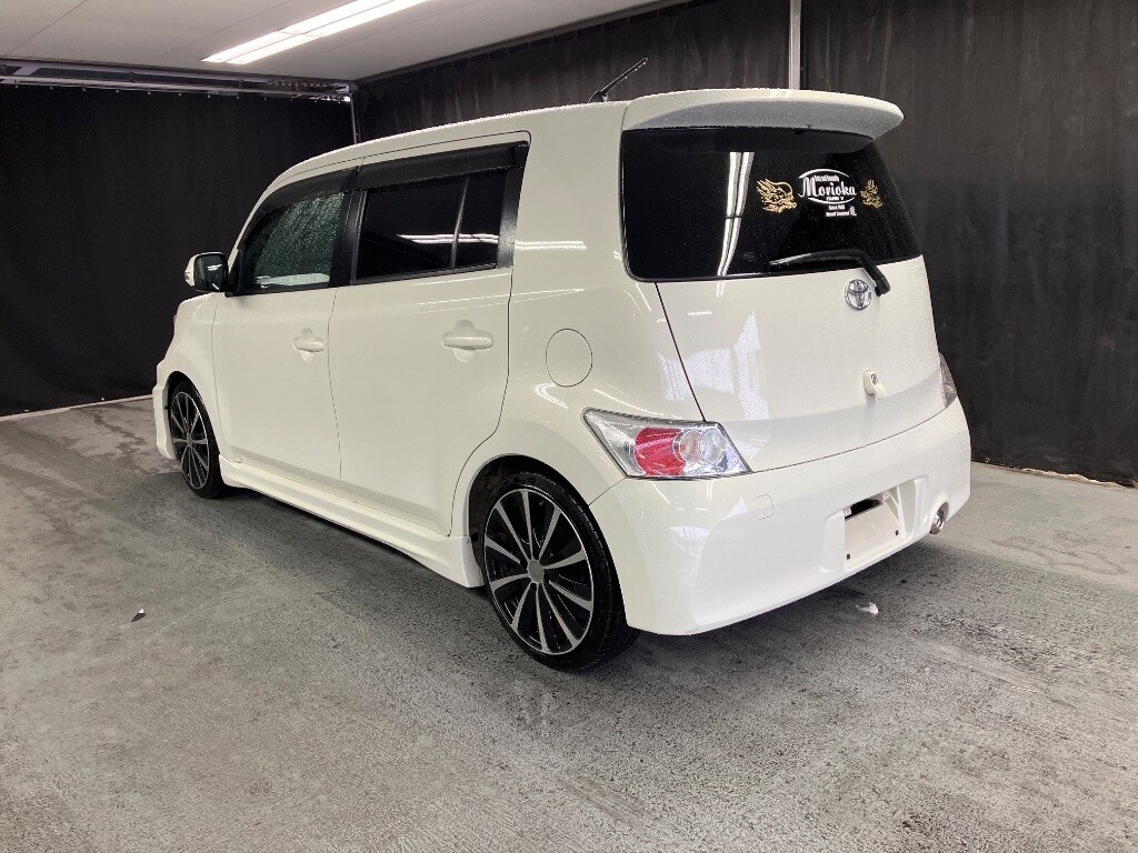TOYOTA BB